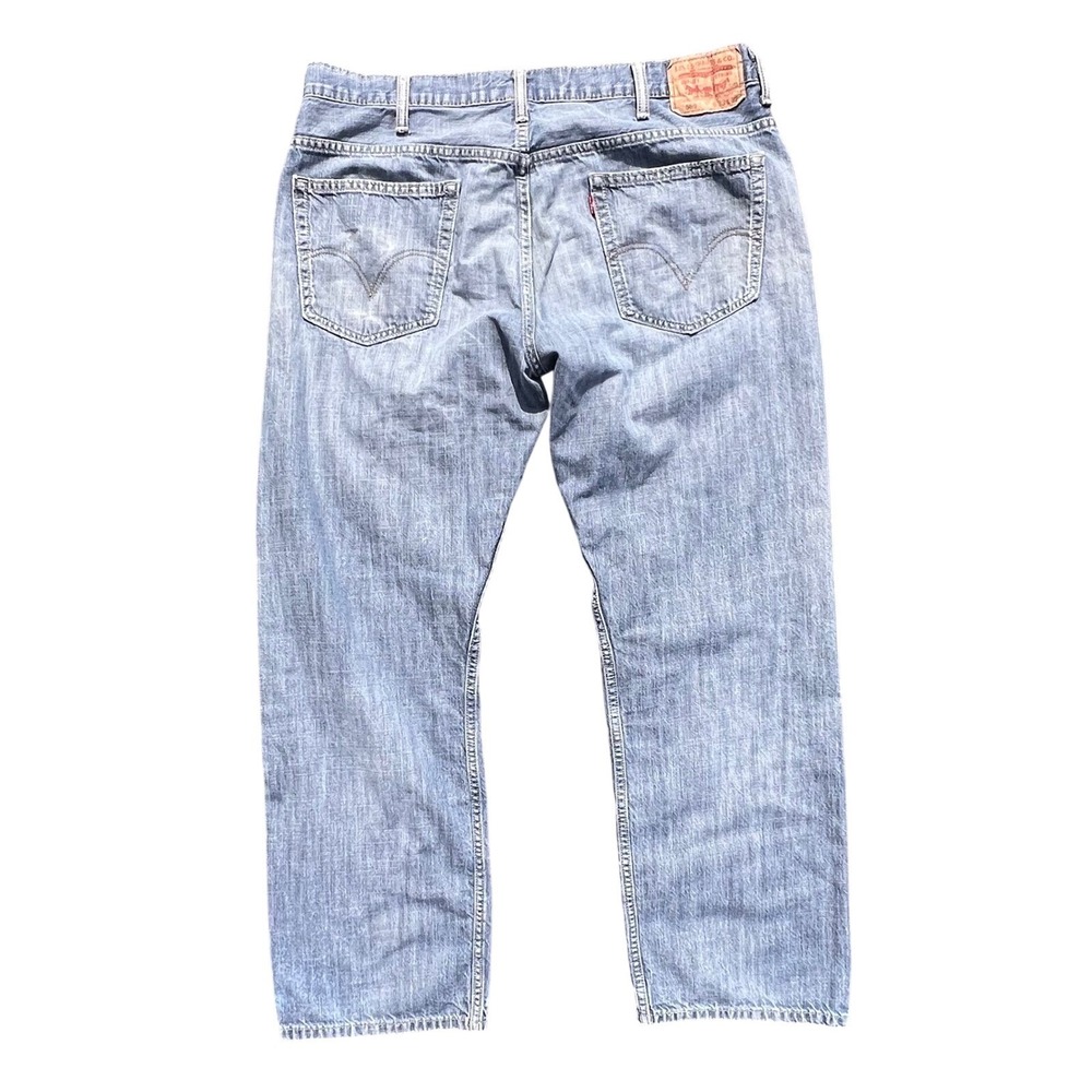 Levi's‎ 550 Relaxed Fit Light Wash Distressed Jeans - Picture 2 of 10